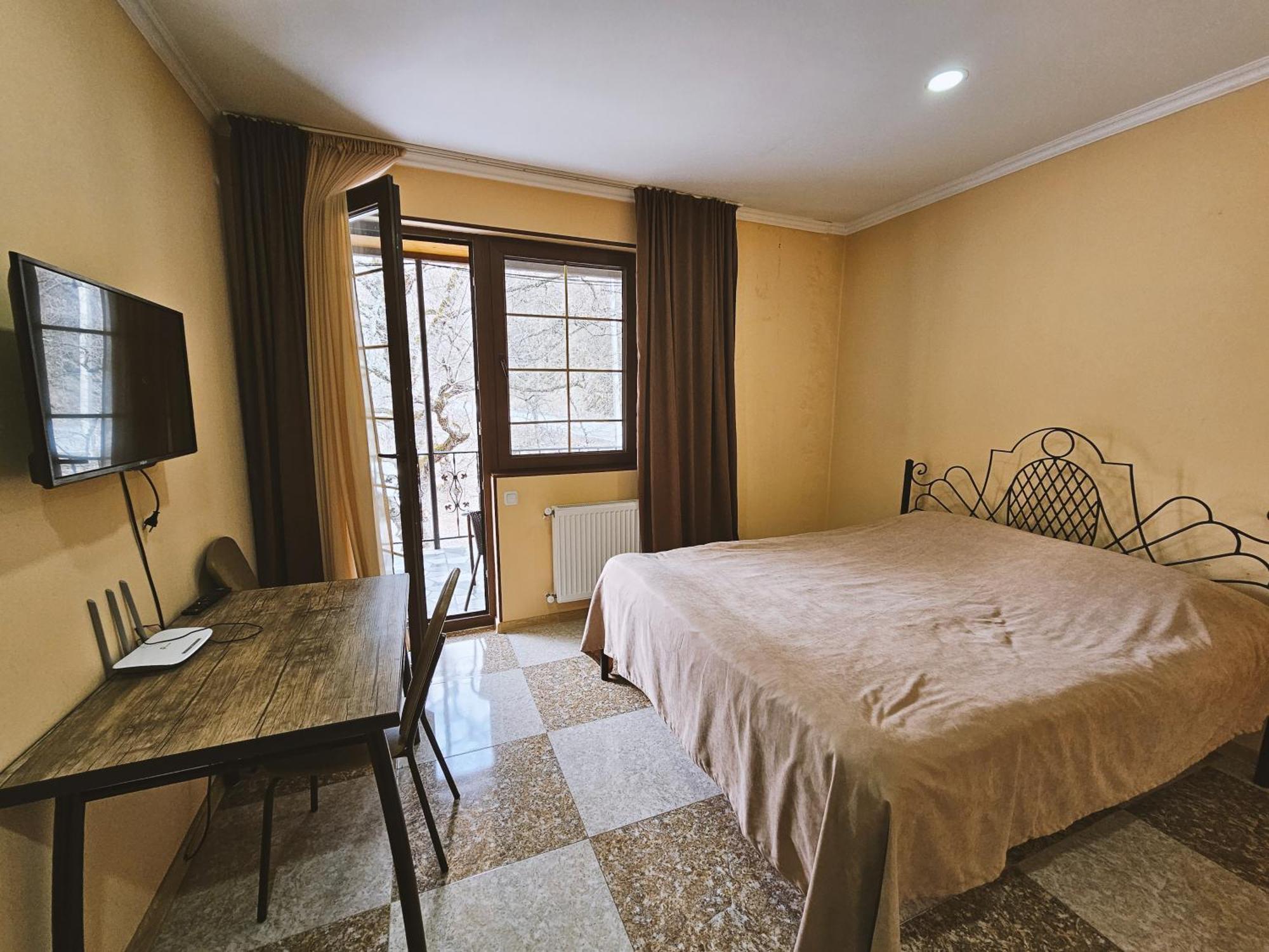 Hotel Tourist Complex Khomi Ch'argali Pokoj fotografie